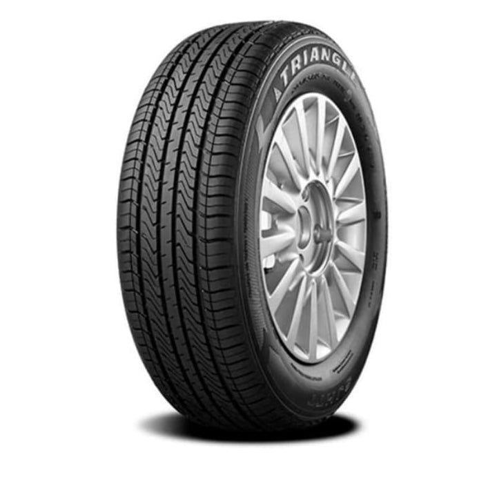 إطار سيارة ركاب من ماركة تراينجل، بنقشة مصممة لضمان ثبات المركبة و تقليل الضوضاء - متجر إطاراتكم